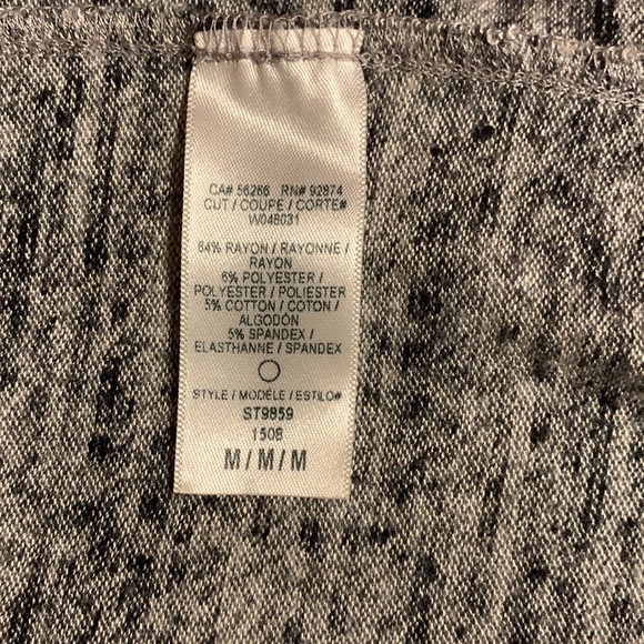 Splendid poncho, size medium, very soft material - Picture 6 of 8